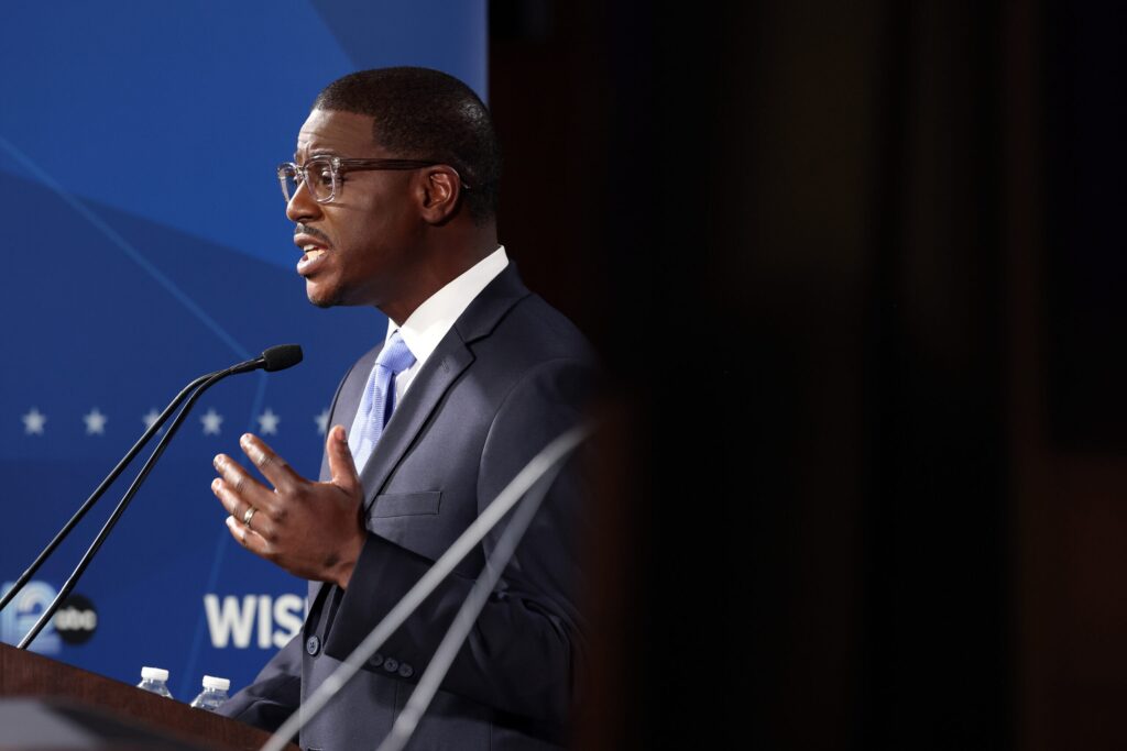 Gubernatorial Debate: Crowley is “Open” to Tollways, a Permanent Tax Wisconsin Cannot Afford